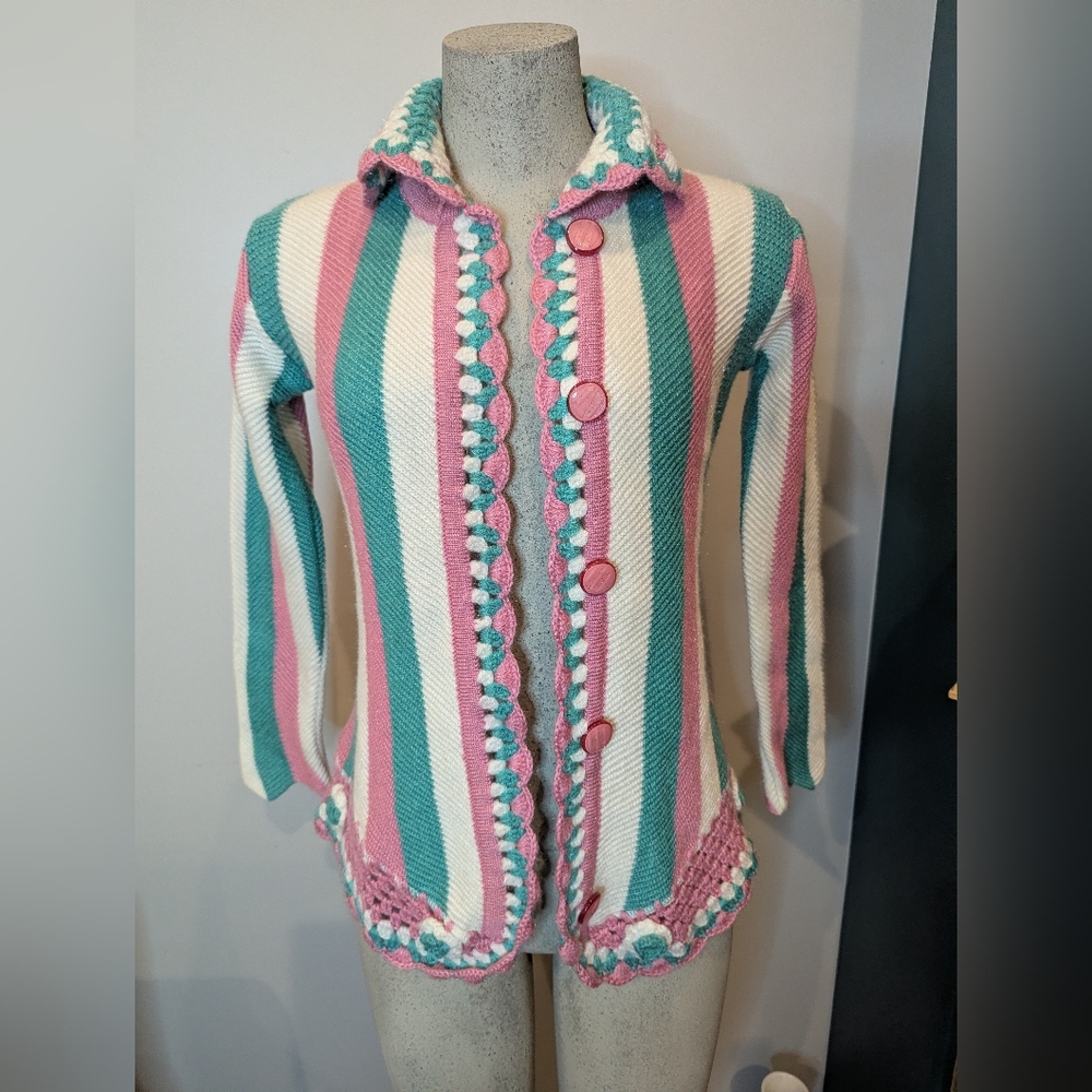 Vintage Striped Pink Ivory and Teal Whimsical Grandmacore Cardigan Size S